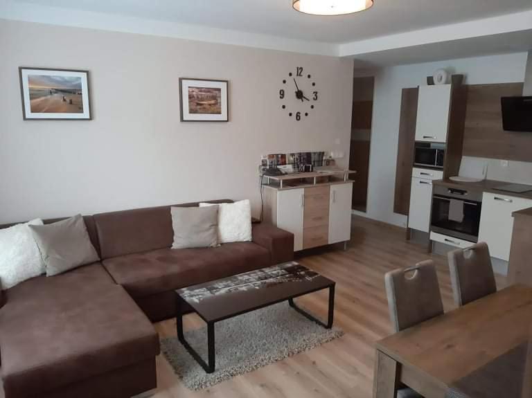 זנוימו Apartman Pod Hradem מראה חיצוני תמונה
