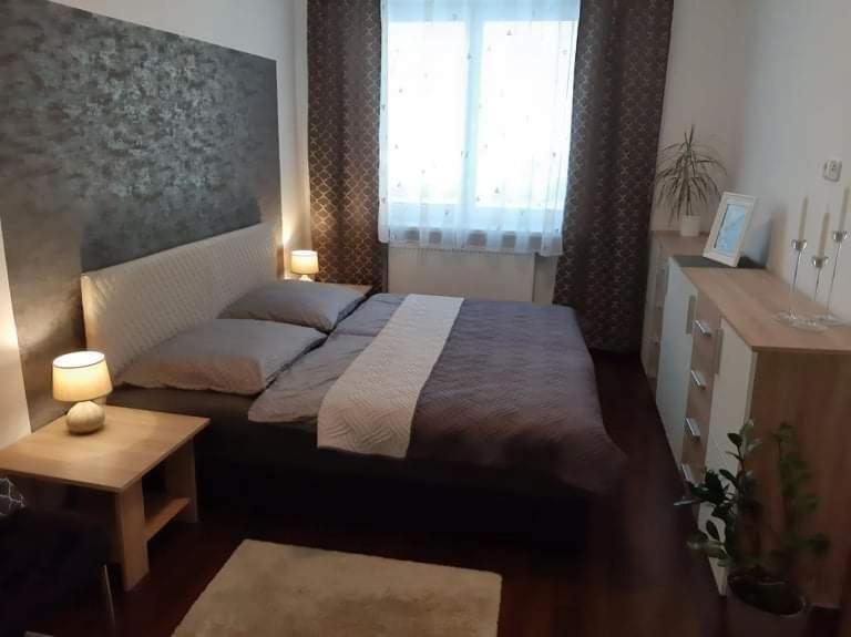 זנוימו Apartman Pod Hradem מראה חיצוני תמונה